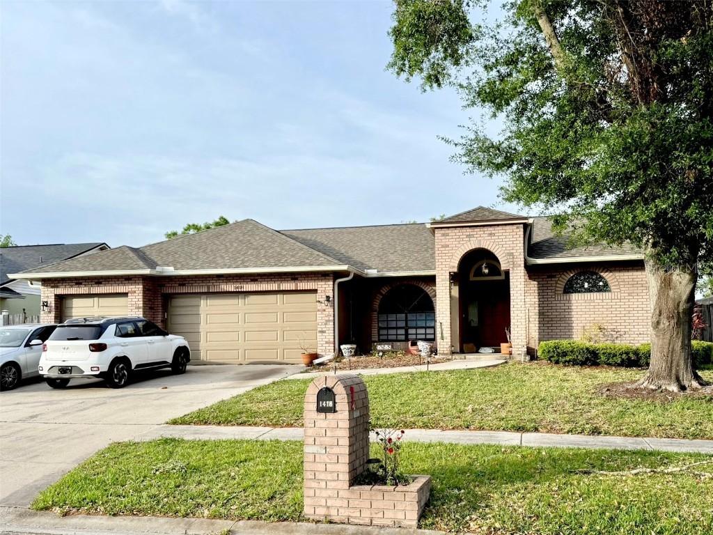 1418 Buckner Rd., Valrico, FL 33596