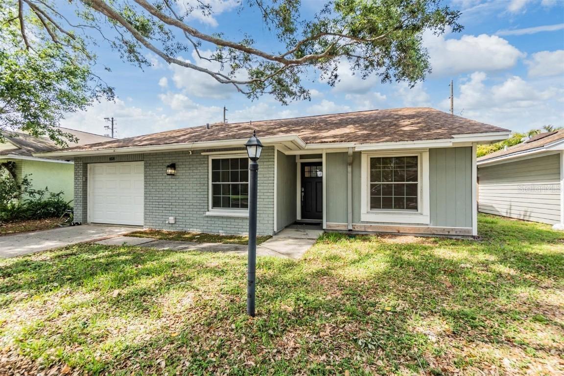 856 Franklin Cir., Palm Harbor, FL 34683