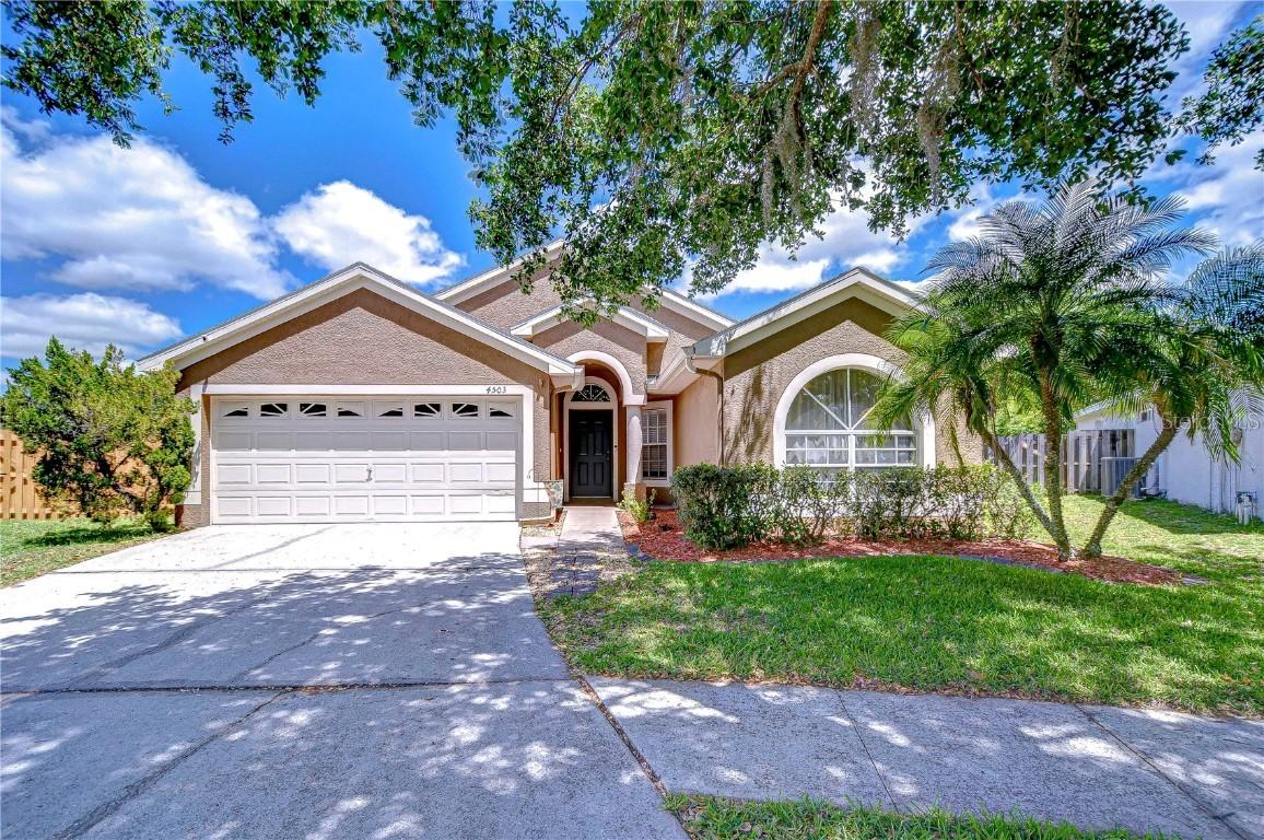 4503 Lace Cascade Ct., Lutz, FL 33558