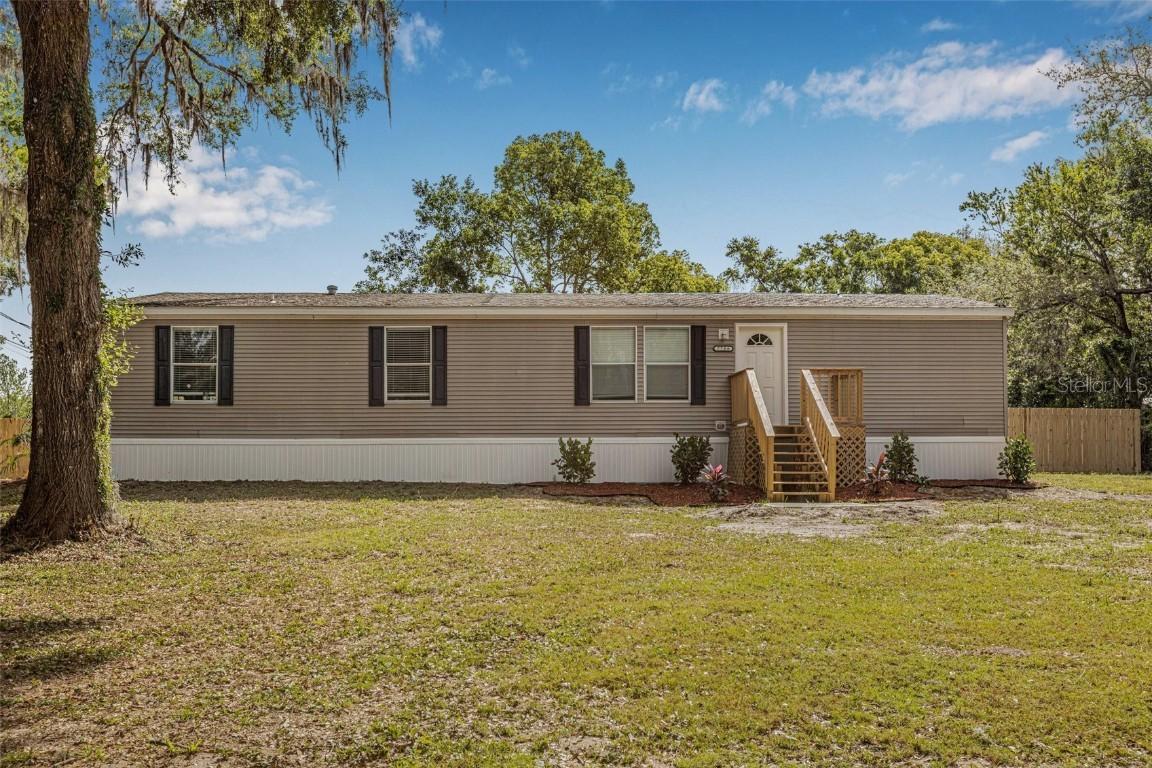7706 23rd St., Zephyrhills, FL 33540