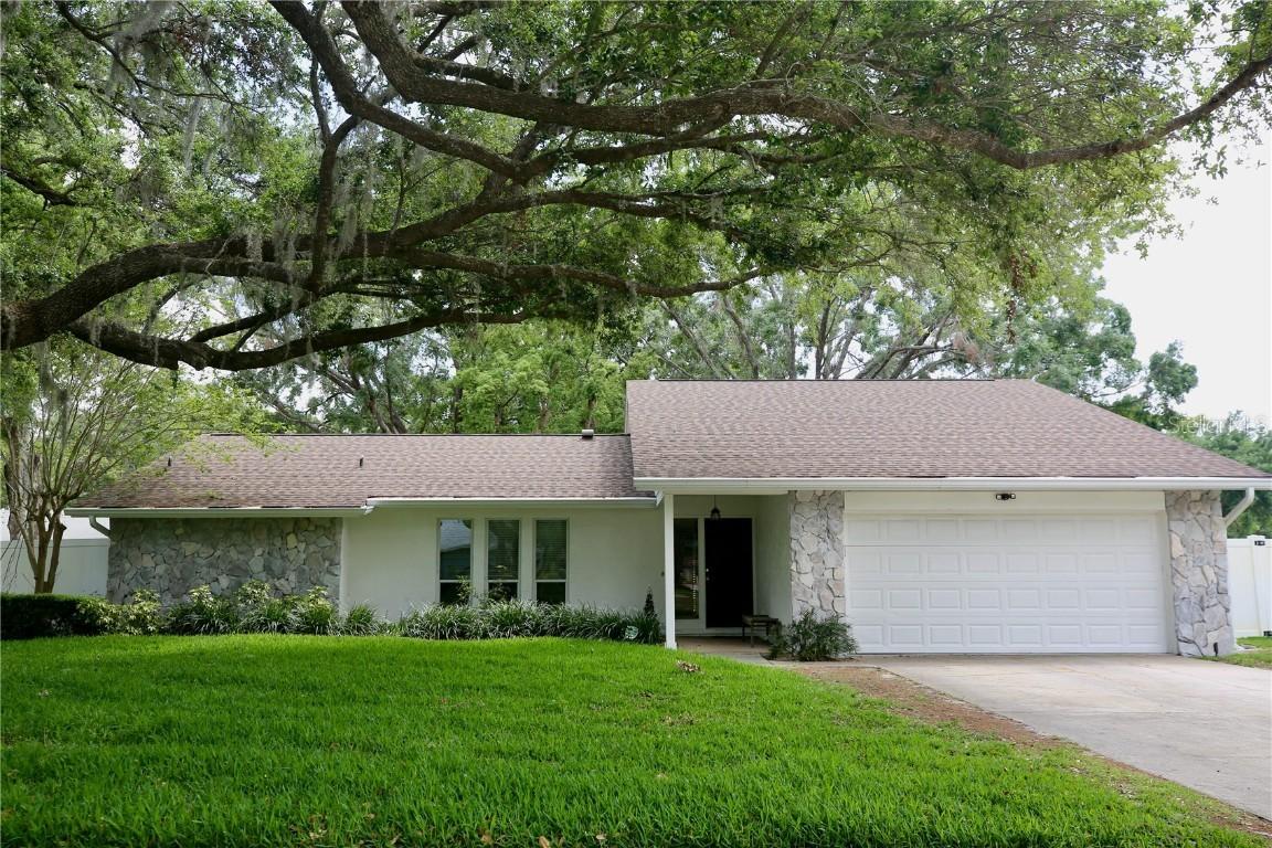 2004 Chickwood Ct., Tampa, FL 33618