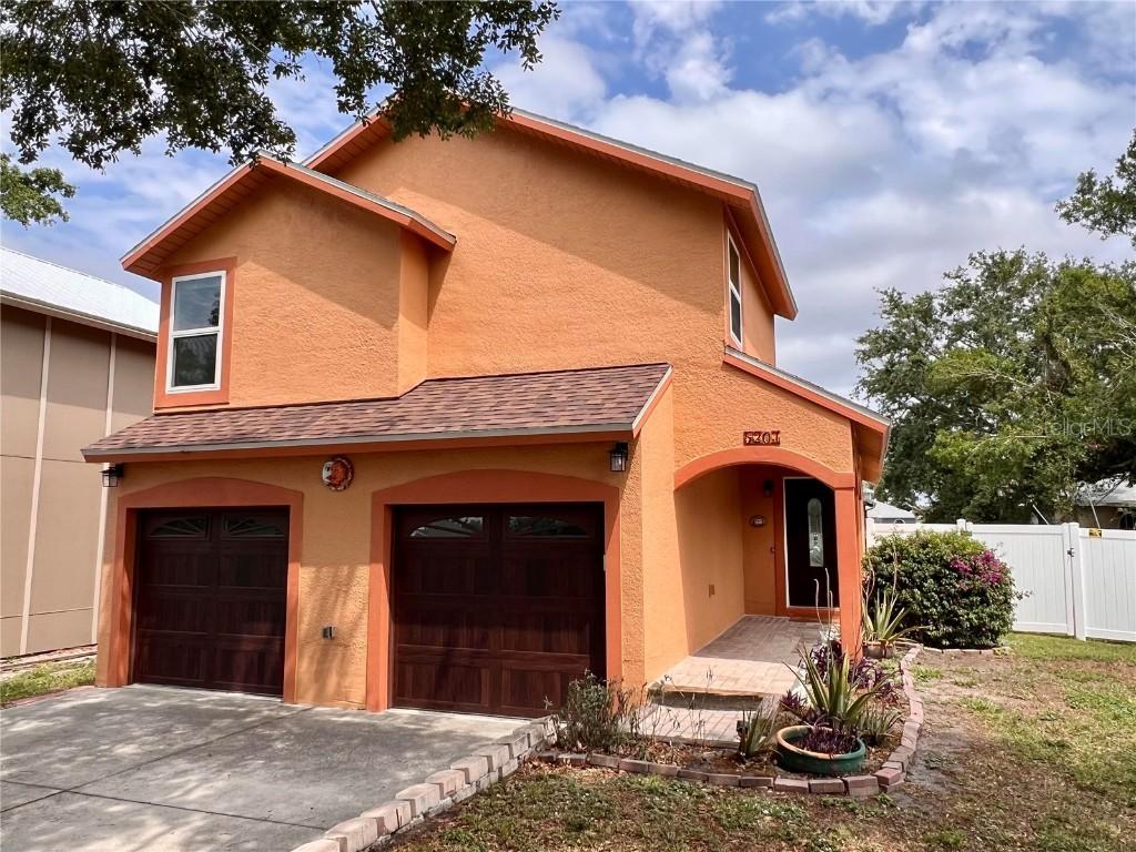 5207 Moeller Ave., Sarasota, FL 34233