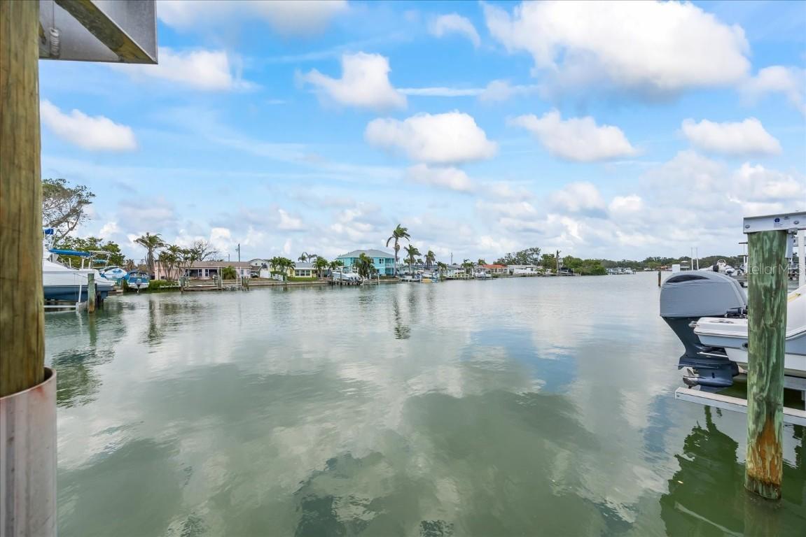 7889 3rd Ave., St Petersburg, FL 33707