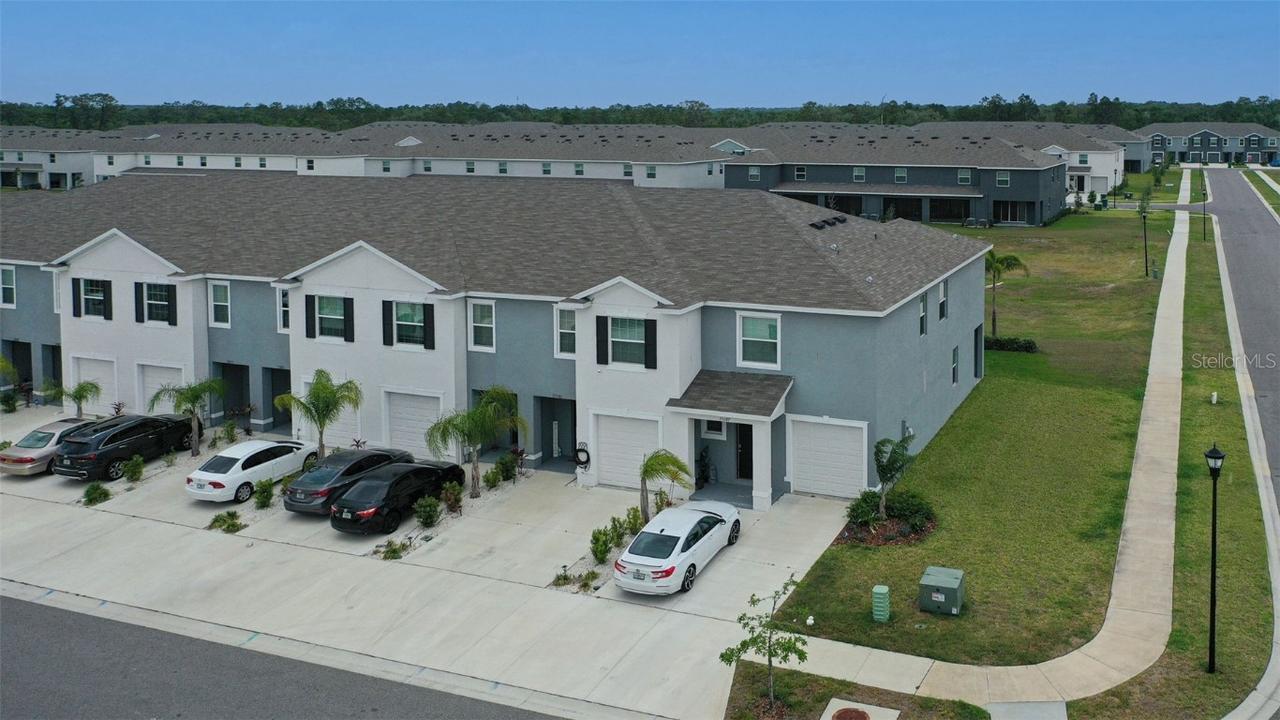 33083 Frosted Clover Way, Wesley Chapel, FL 33545