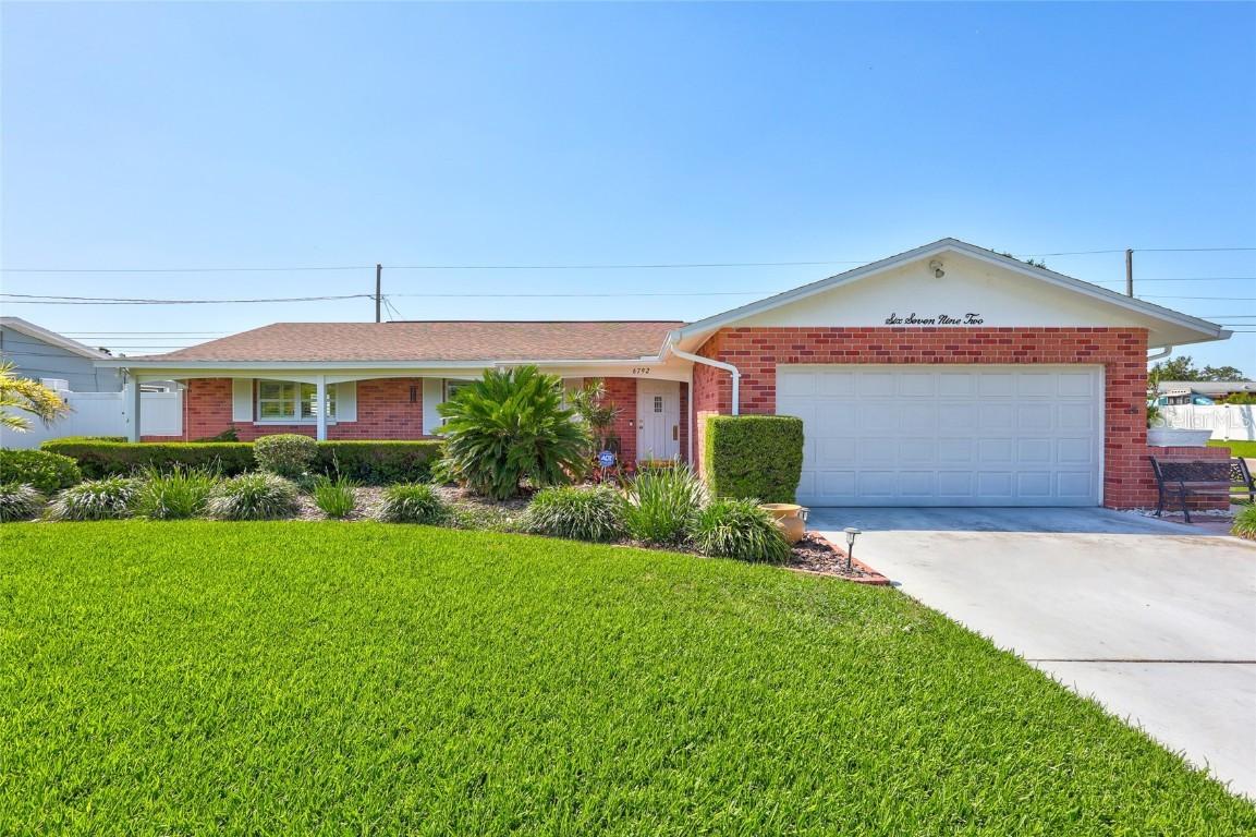 6792 14th Ave., St Petersburg, FL 33710