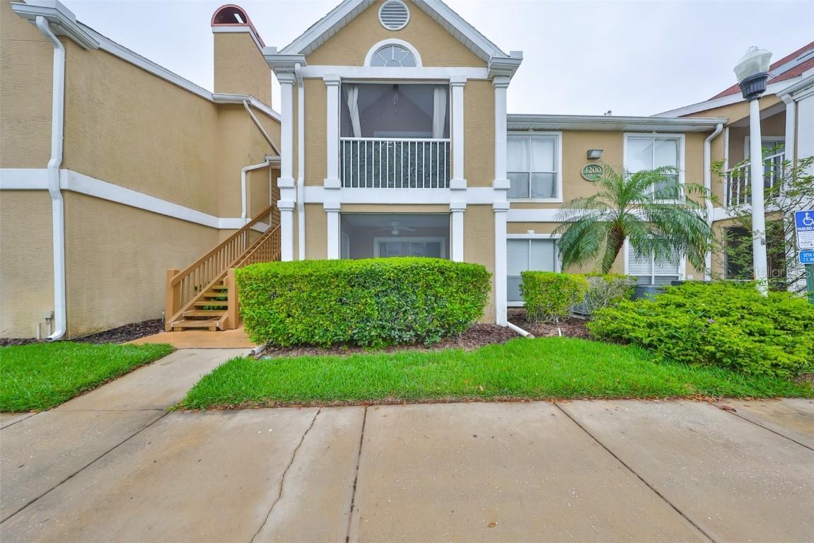 9481 Highland Oak Dr. #1206, Tampa, FL 33647