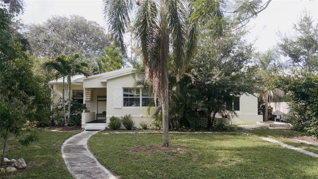 627 38th Ave., St Petersburg, FL 33704