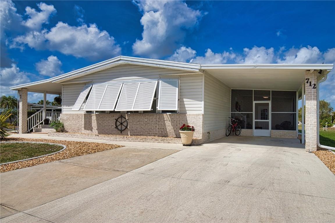712 Blanca, North Port, FL 34287