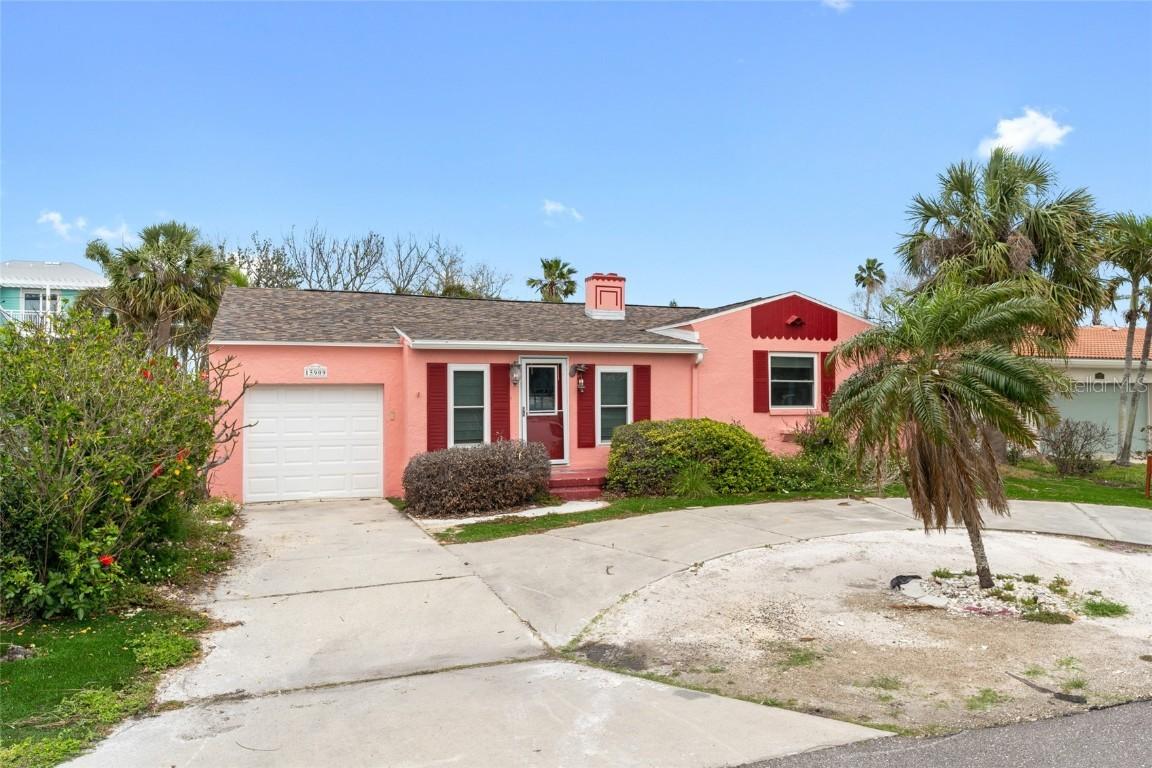 15909 1st St., Redington Beach, FL 33708
