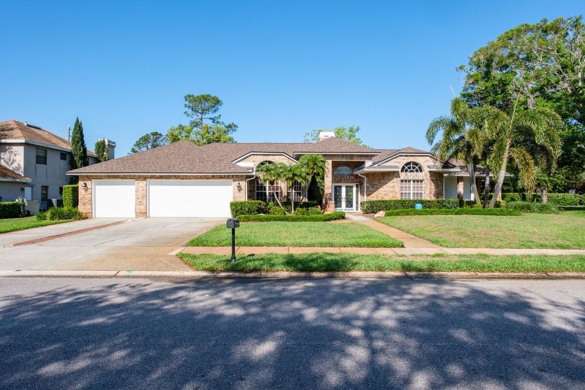 2990 Eagle Estates Cir., Clearwater, FL 33761