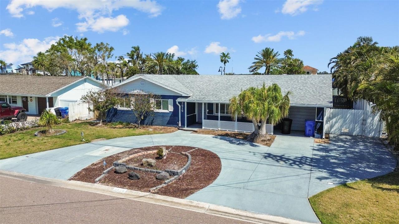 7919 Causeway Blvd., St Petersburg, FL 33707