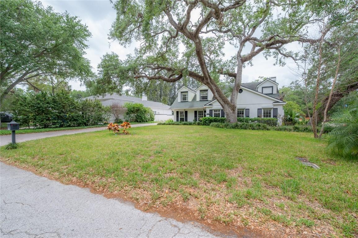 2305 S Hesperides St., Tampa, FL 33629