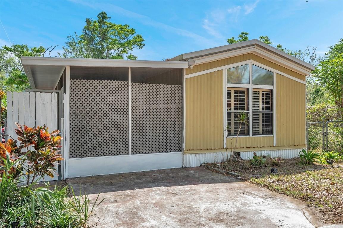 8844 Mike St., Port Richey, FL 34668