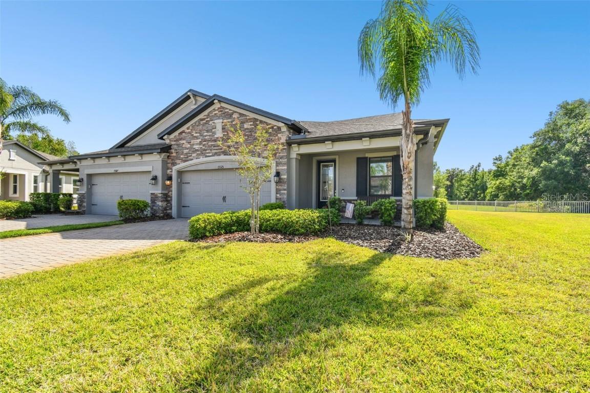 19325 Hawk Valley Dr., Tampa, FL 33647