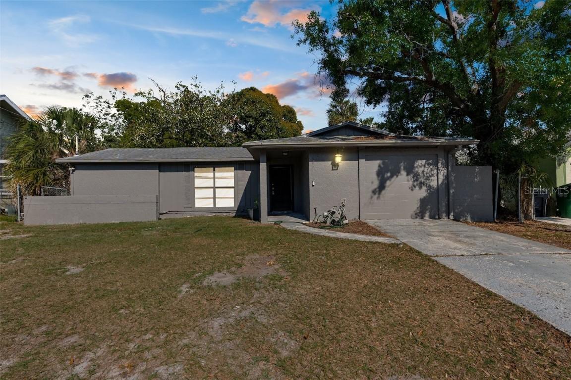 905 N Newport Ave., Tampa, FL 33606