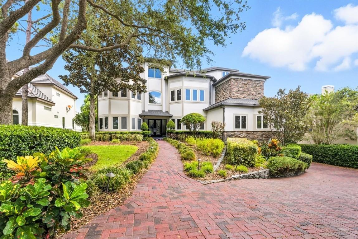 1058 Roundstone Pl., Palm Harbor, FL 34683