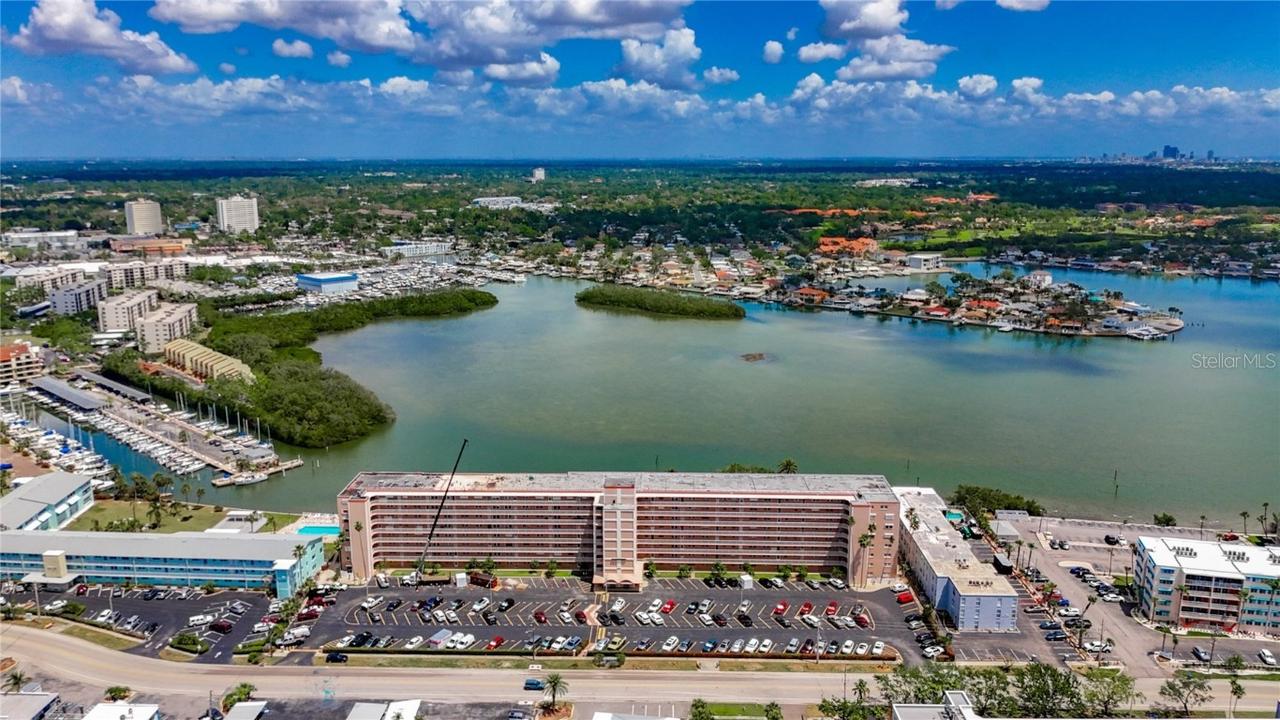 1847 Shore Dr. #204, South Pasadena, FL 33707