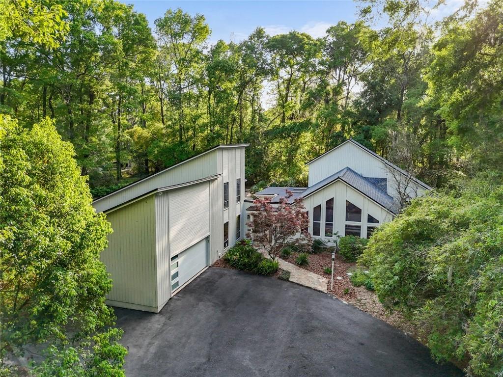 1324 SW 98th St., Gainesville, FL 32607