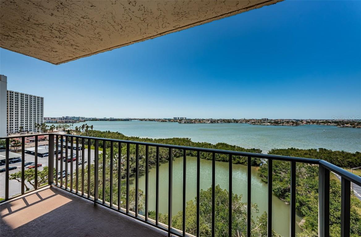 7050 Sunset Dr. #912, South Pasadena, FL 33707