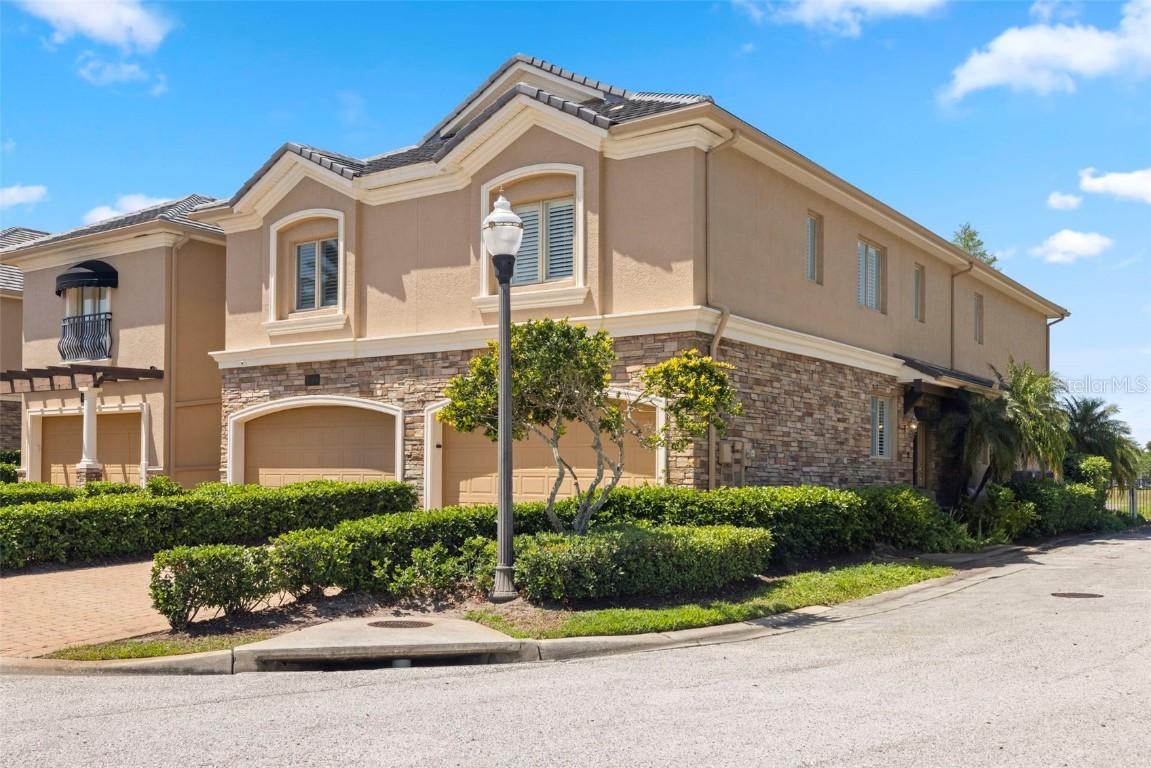 648 Saxony Blvd., St Petersburg, FL 33716