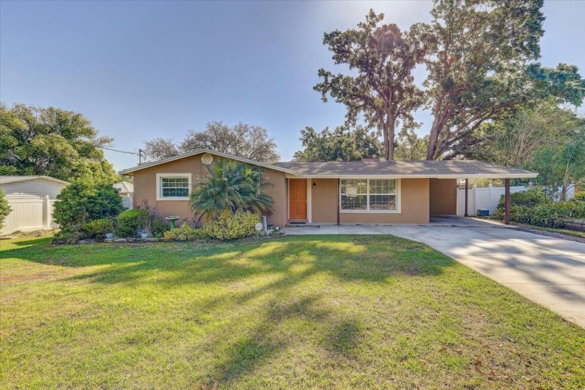 719 S Saint Cloud Ave., Valrico, FL 33594