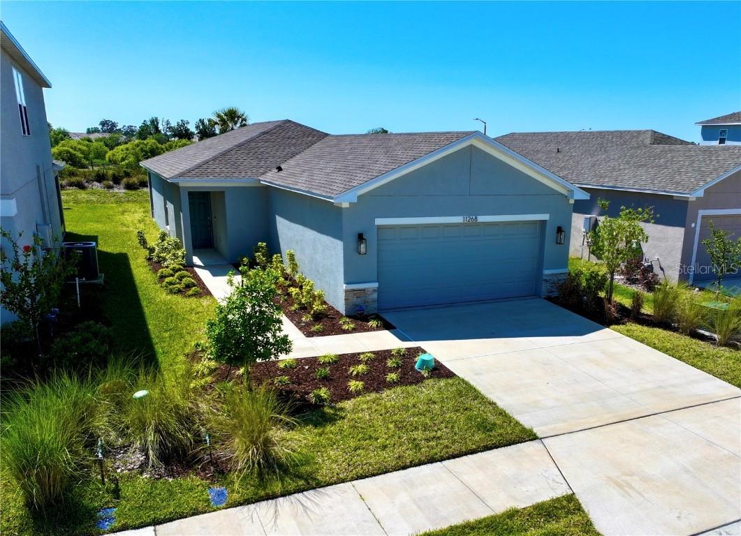 11268 Fieldstone Dr., Palmetto, FL 34221