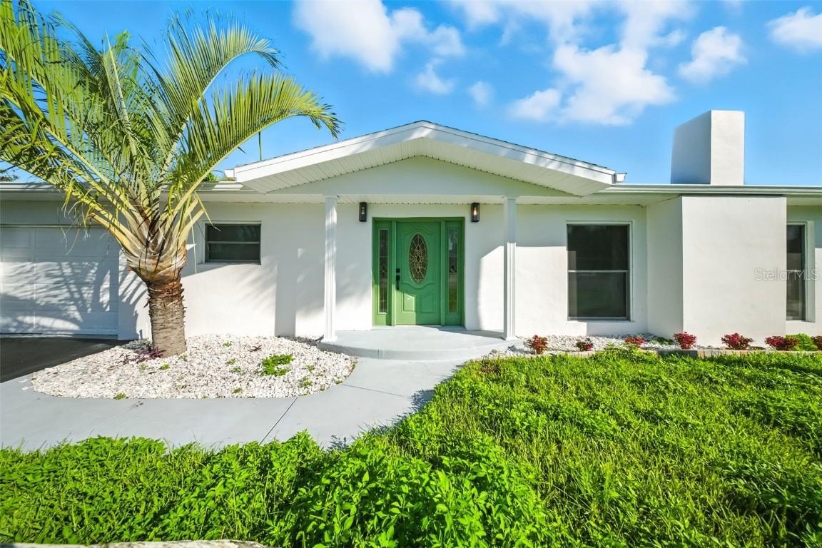 429 88th Ave., St Pete Beach, FL 33706