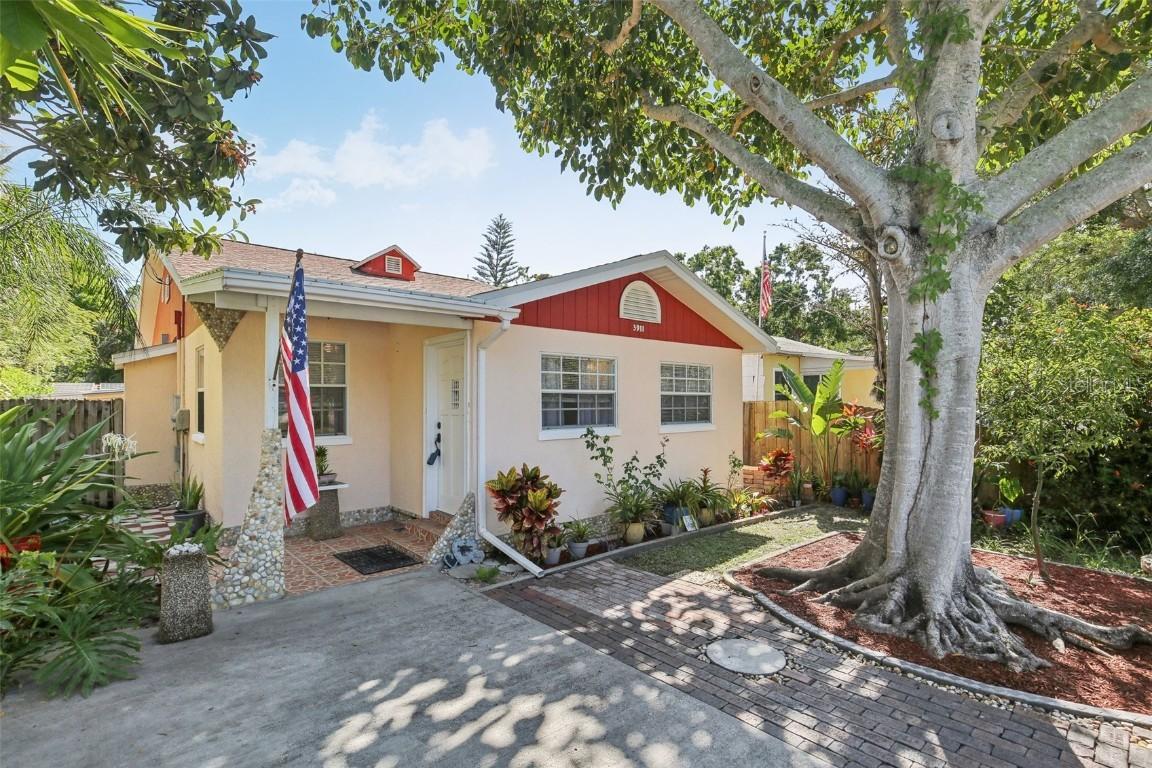 3911 Haines Rd., St Petersburg, FL 33703