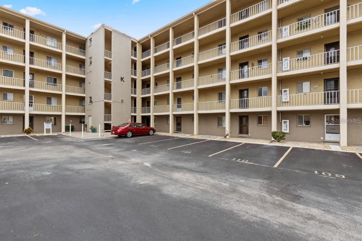 3516 Lake Bayshore Dr. #K109, Bradenton, FL 34205