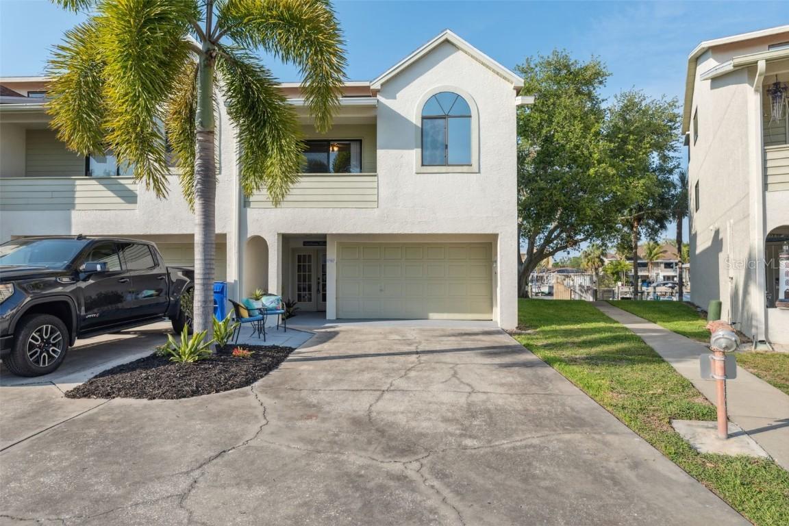 2387 Hanover Dr., Dunedin, FL 34698