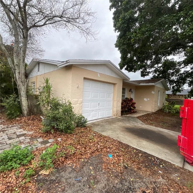 6250 Cecelia Dr., New Port Richey, FL 34653