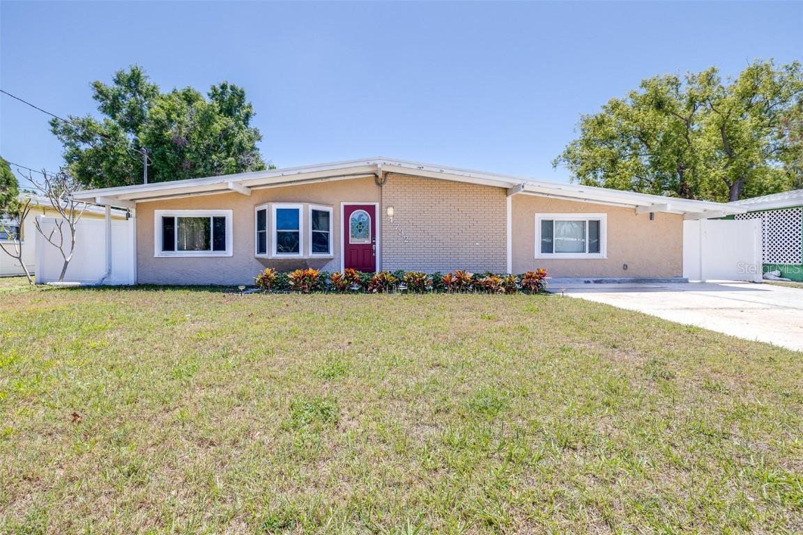 4732 W Wyoming Ave., Tampa, FL 33616