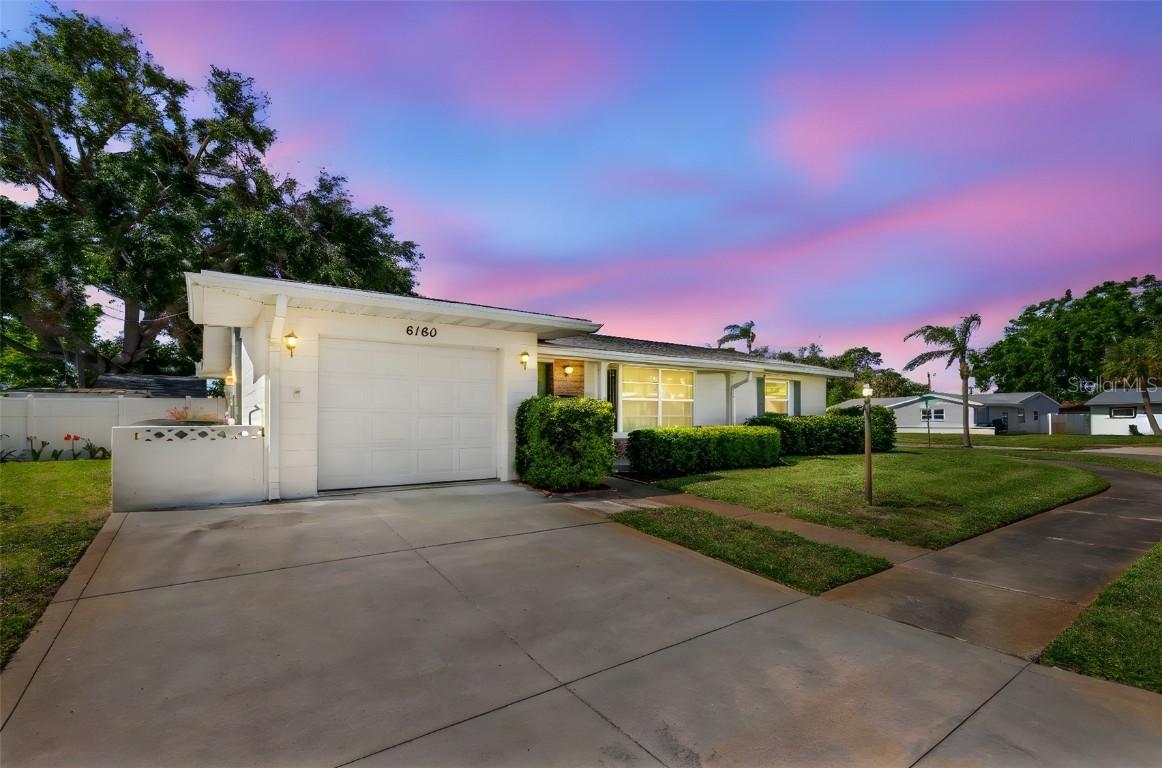 6160 29th Ave., St Petersburg, FL 33710
