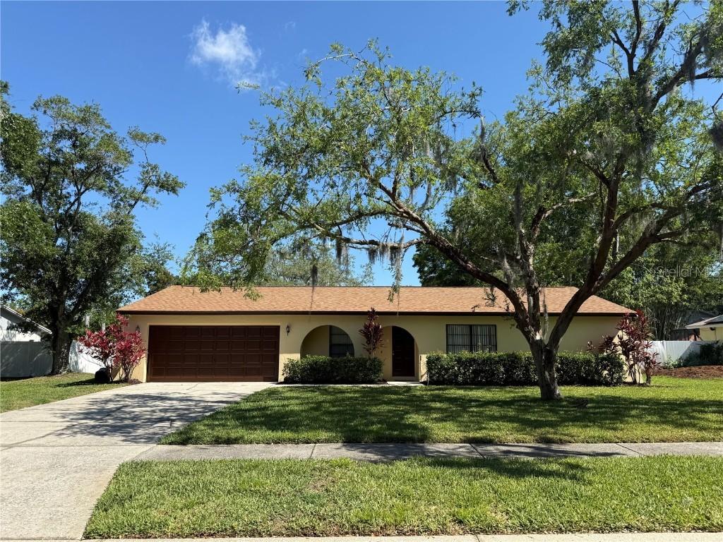 6621 Baybrooks Cir., Temple Terrace, FL 33617
