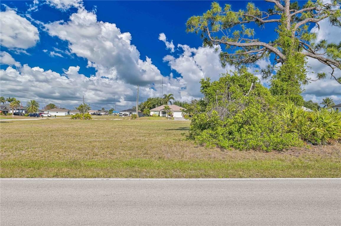 1803 Chiquita Blvd., Cape Coral, FL 33993