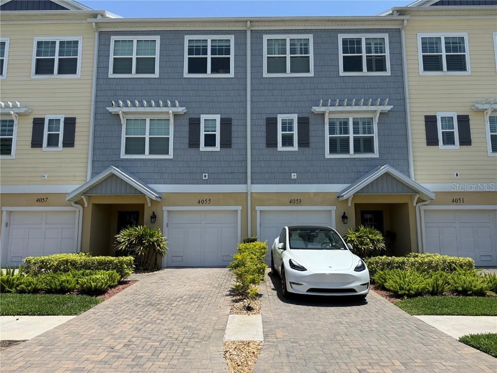 4053 Rocky Shores Dr, Tampa, FL 33634