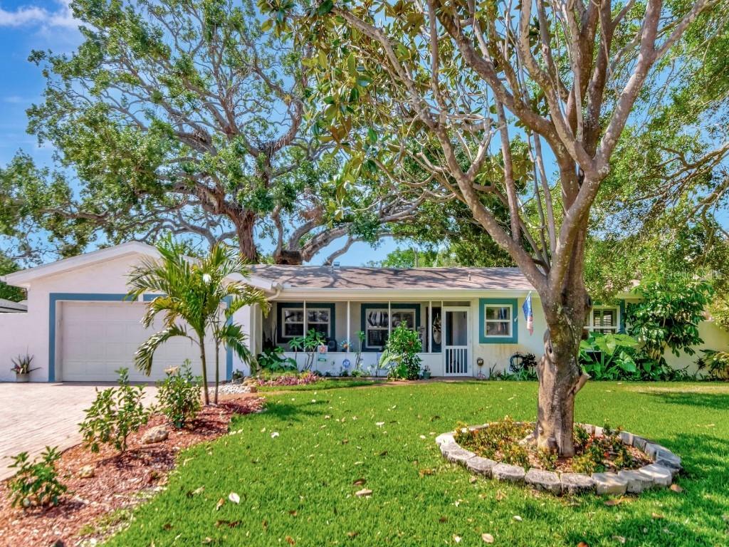 8326 40th Pl., St Petersburg, FL 33709