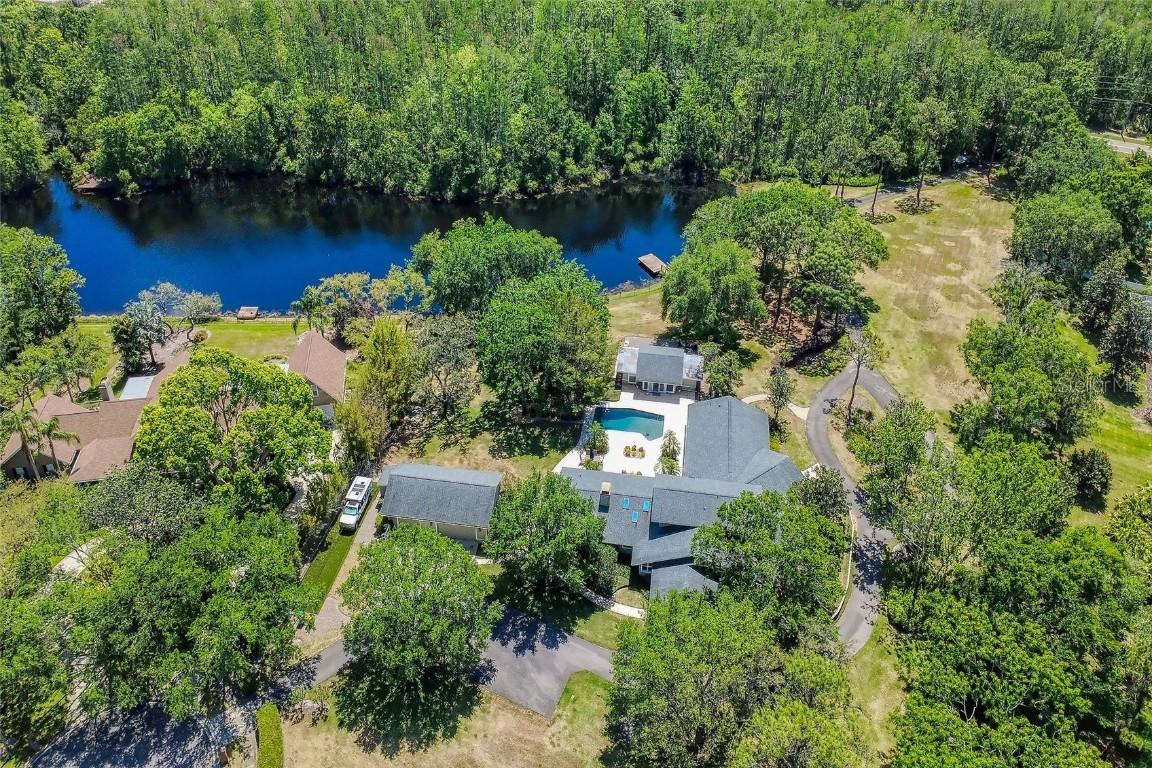 898 Cypress Lakeview Ct., Tarpon Springs, FL 34688