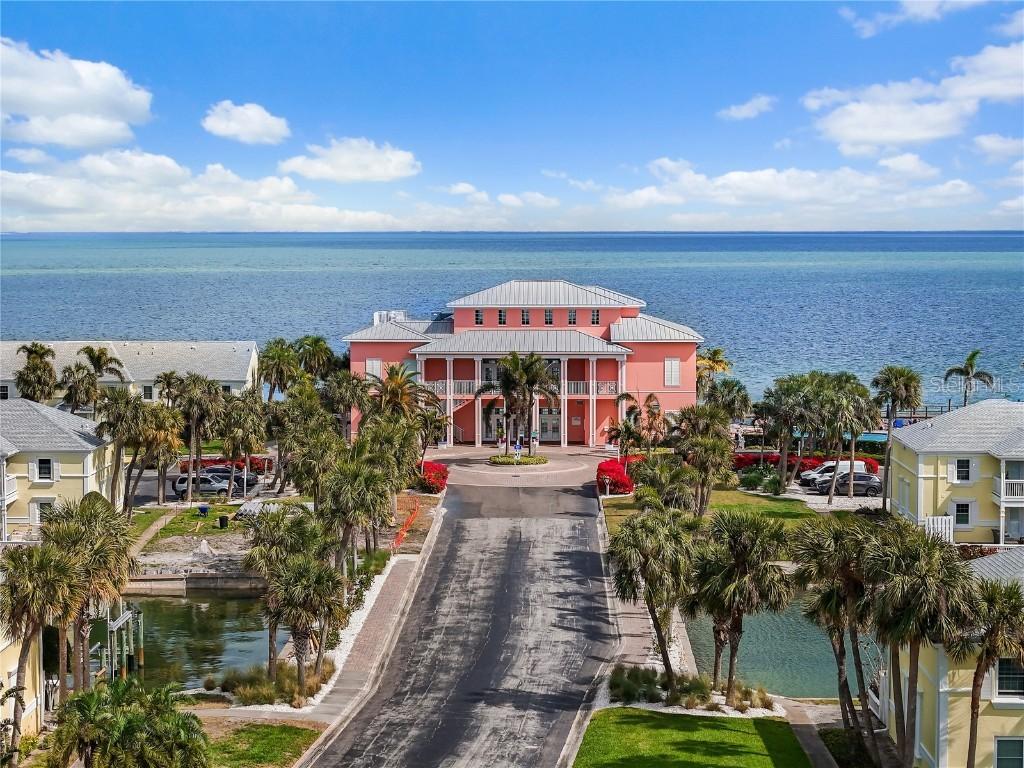5094 Starfish Dr. #E, St Petersburg, FL 33705