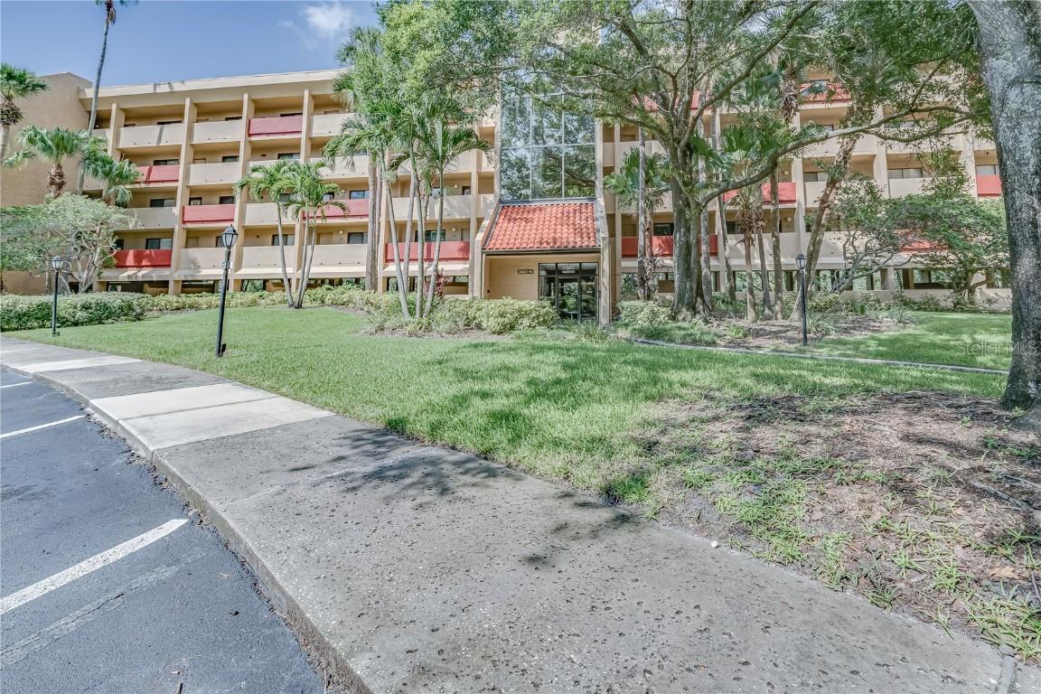 3062 Eastland Blvd. #105, Clearwater, FL 33761