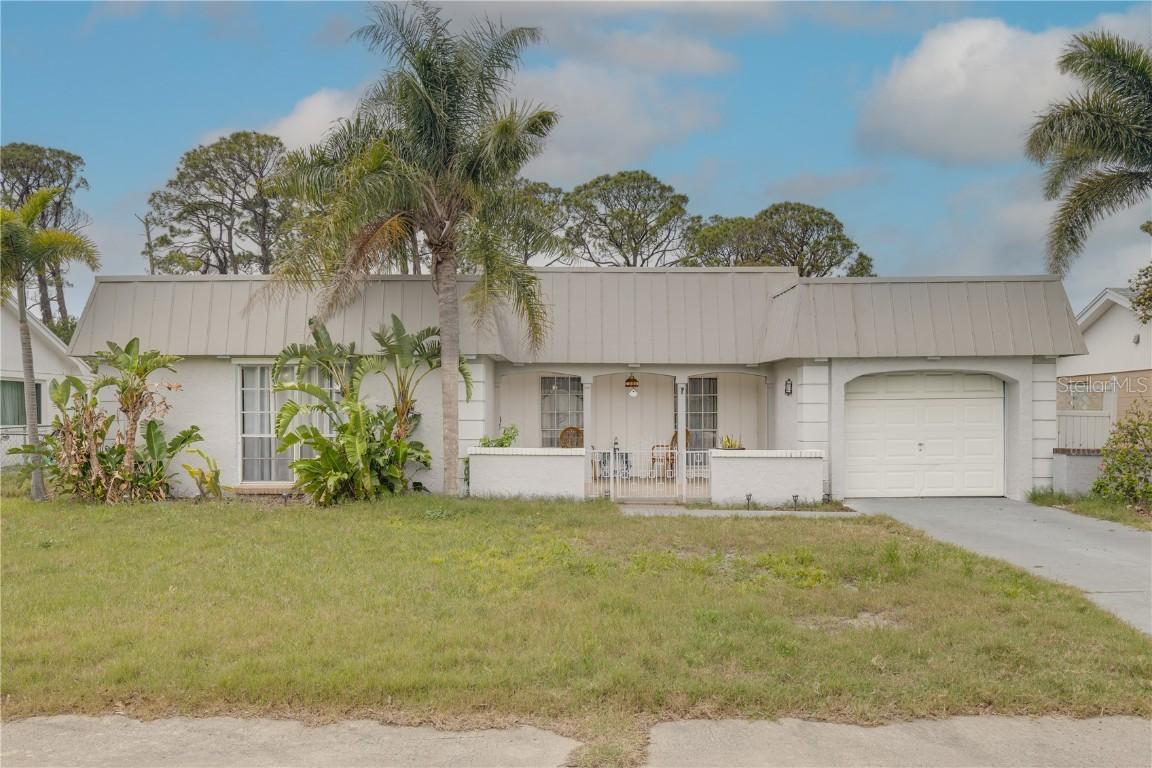 3633 Richboro Dr., Holiday, FL 34691