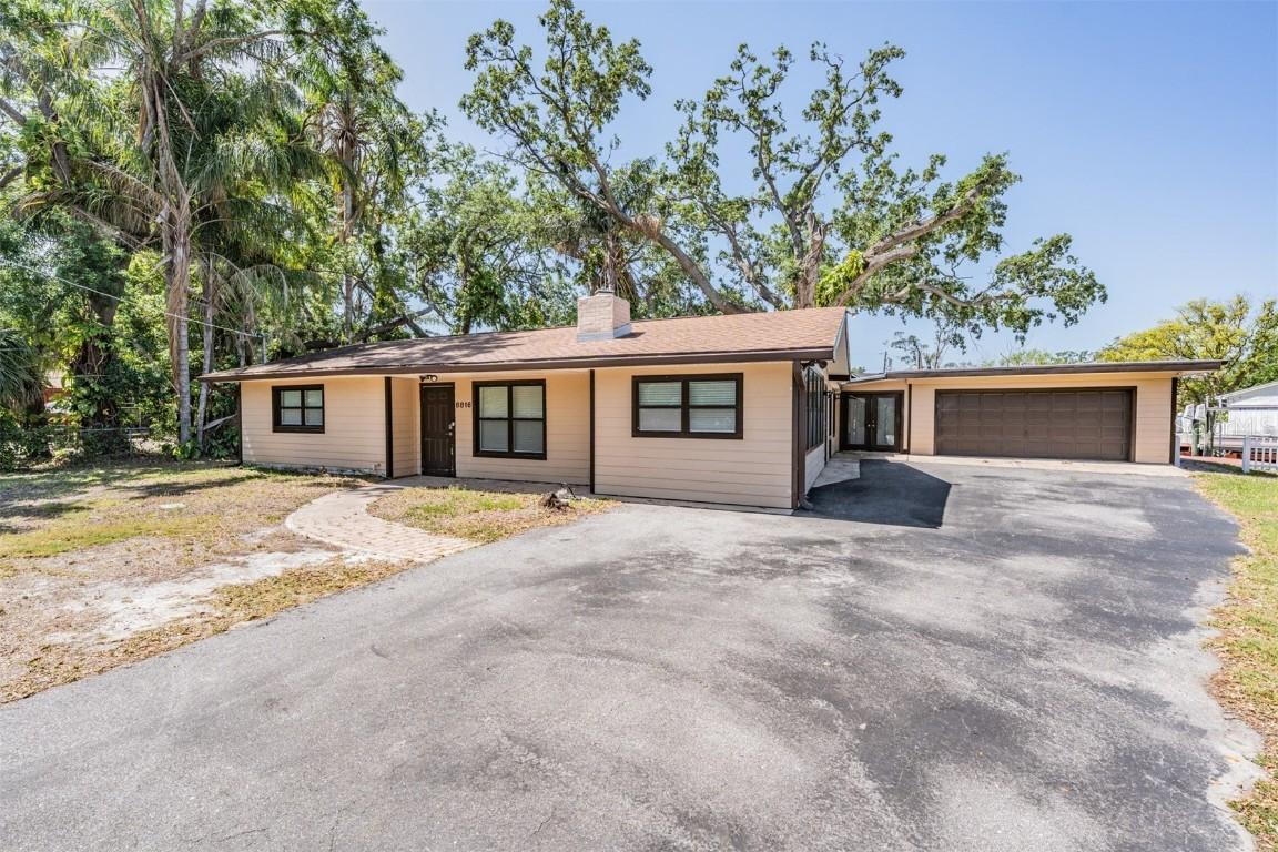 8816 Memorial Hwy., Tampa, FL 33615