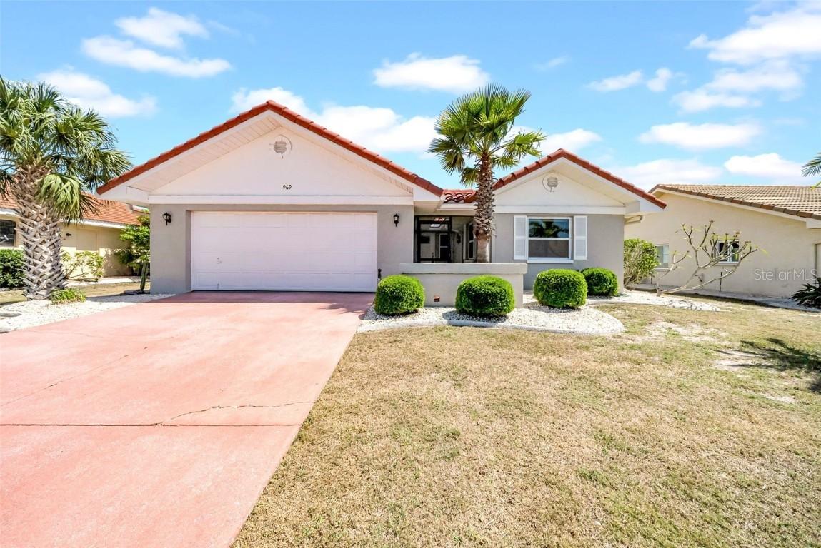 1969 Wolf Laurel Dr., Sun City Center, FL 33573