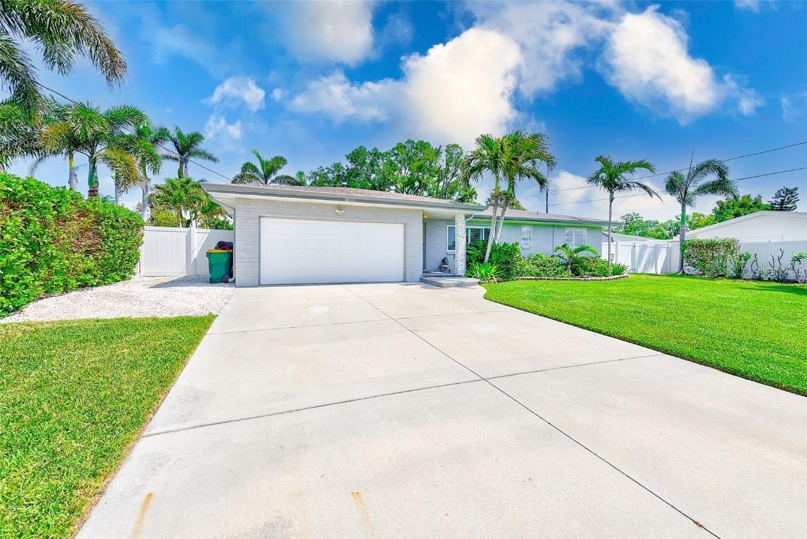 11035 Huron Rd., St Petersburg, FL 33708
