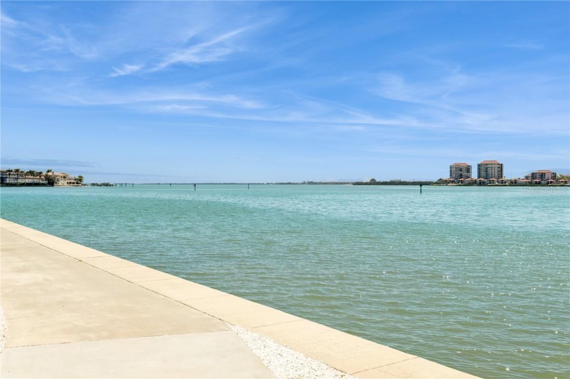 5200 Brittany Dr. #1807, St Petersburg, FL 33715