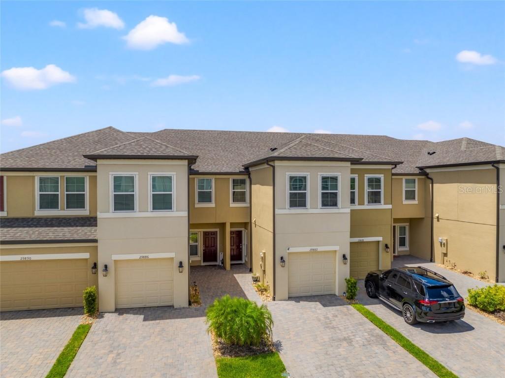 29882 Southwell Ln., Wesley Chapel, FL 33543