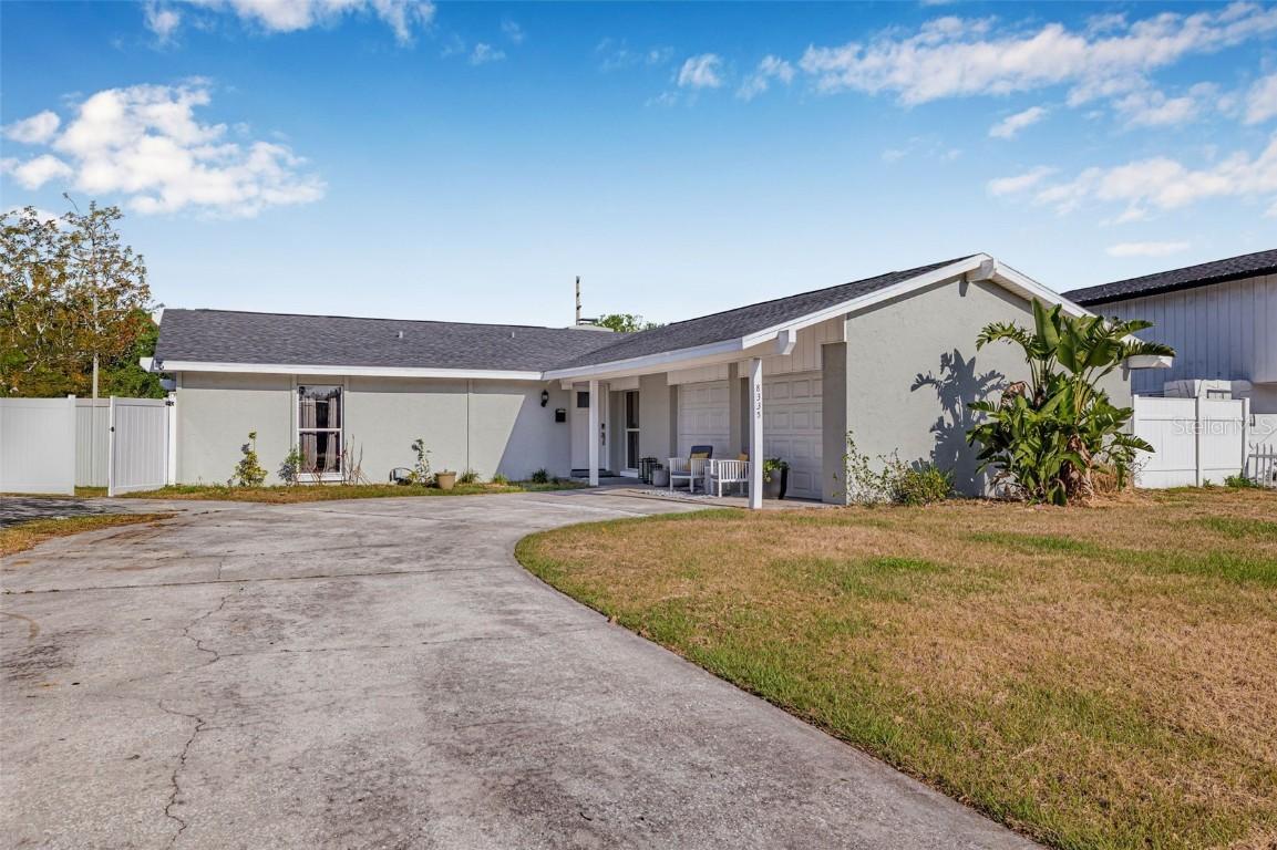 8335 Fountain Ave., Tampa, FL 33615