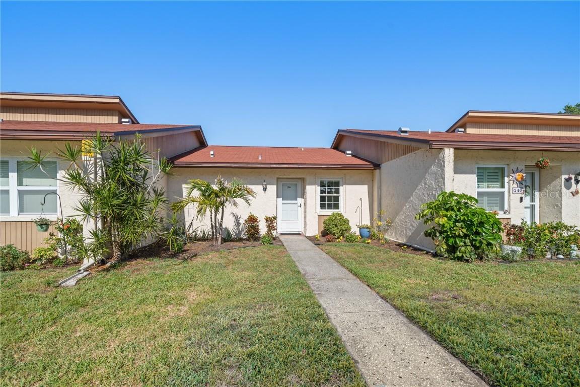 11511 113th St. #24C, Largo, FL 33778