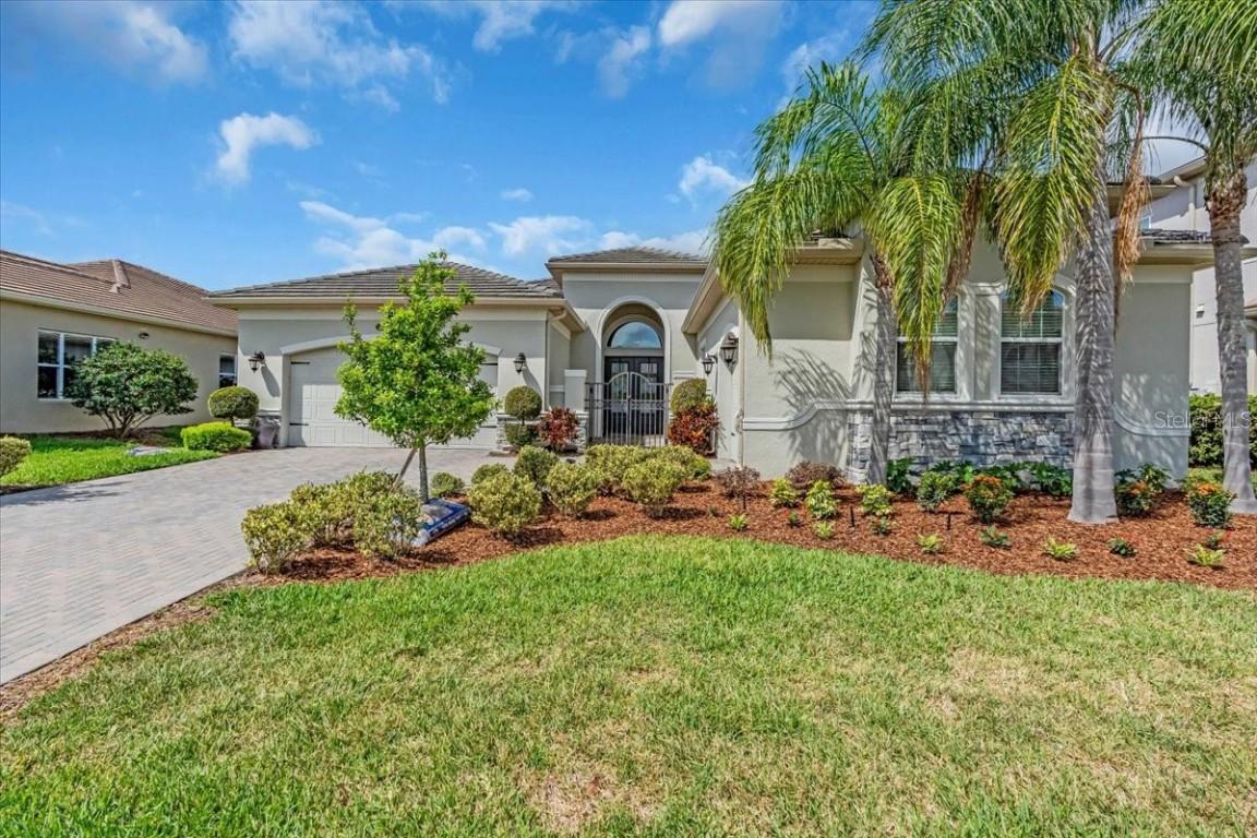 2165 Hollow Forest Ct., Wesley Chapel, FL 33543