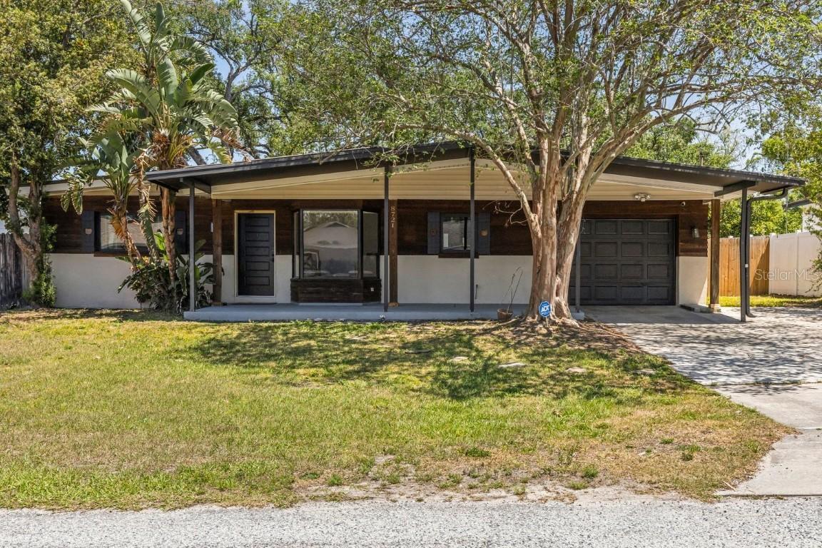 8721 N Whittier St., Tampa, FL 33617